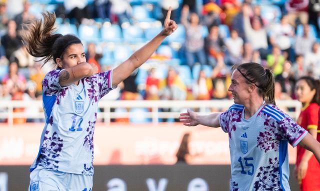 开云体育官方下载-热身赛：中国女足0比3西班牙 门将神勇难阻败仗